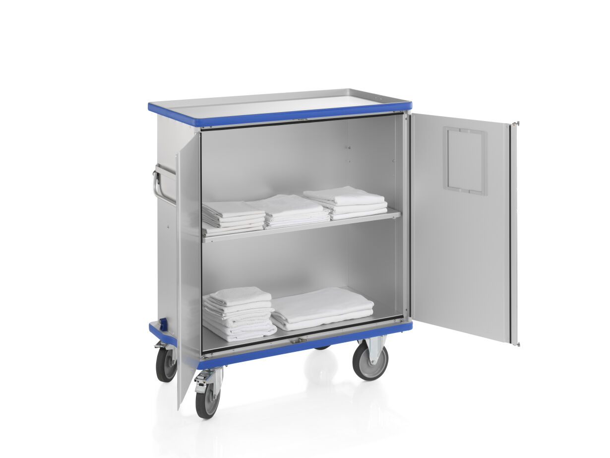 Schrankwagen aus Aluminium eloxiert,  Inhalt 640 Liter