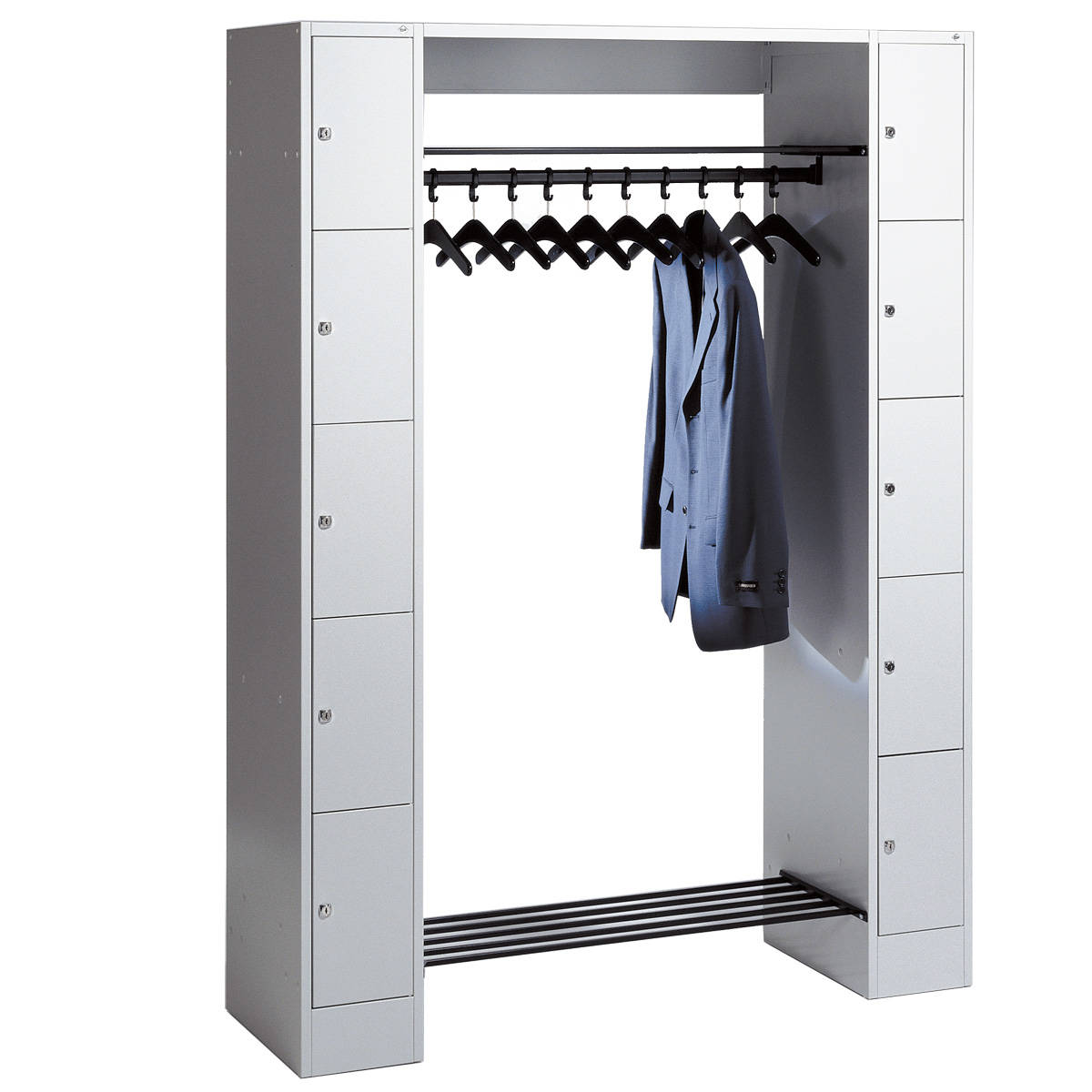 Offene Garderobe / 10 Personen