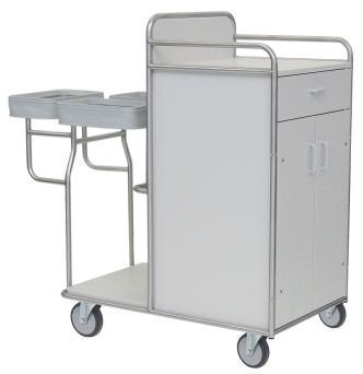 Geschlossener Stationswagen mit 3 Einspannringen 