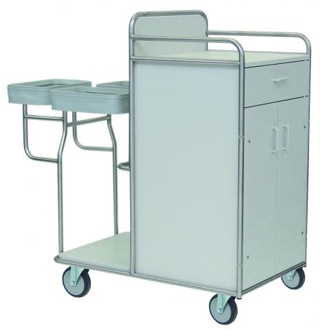 Geschlossener Stationswagen mit 3 Einspannringen 